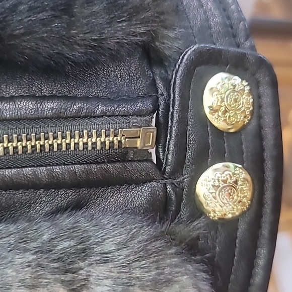 BIG CHILL black faux fur vest size large faux leather - Picture 3 of 14